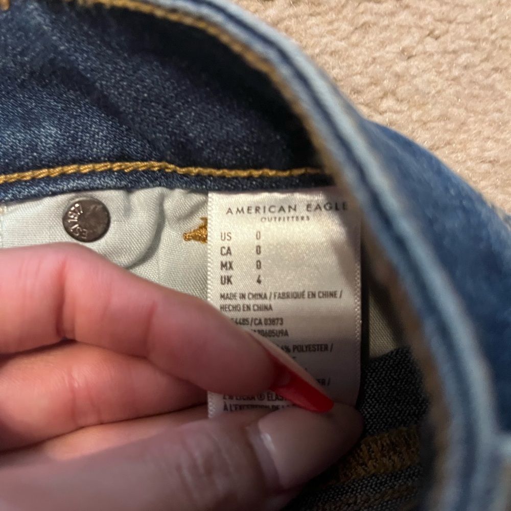 Shorts - Picture 2 of 3